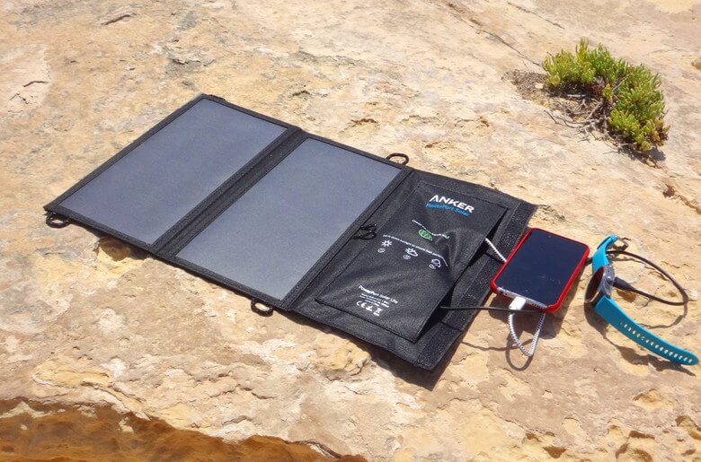 Anker PowerPort Solar Lite: un chargeur solaire pour ne jamais manquer de jus