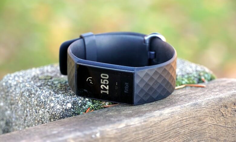 Le bracelet Fitbit Charge 3 testé de fond en comble