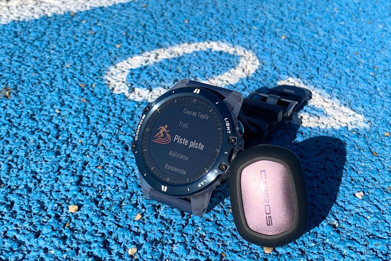 Coros ajoute un running pod et un mode course sur piste inédit à ses montres